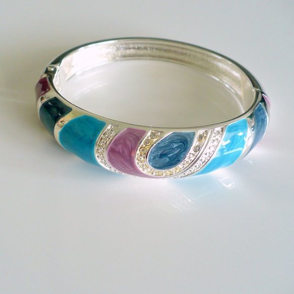 ❤️ Beautiful Cuff Bracelet Multi-Colored EnameL OS - Picture 2 of 6